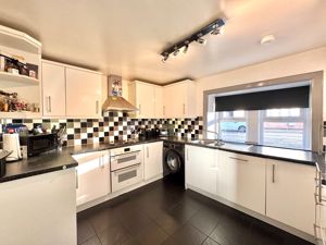 Photo 22- click for photo gallery